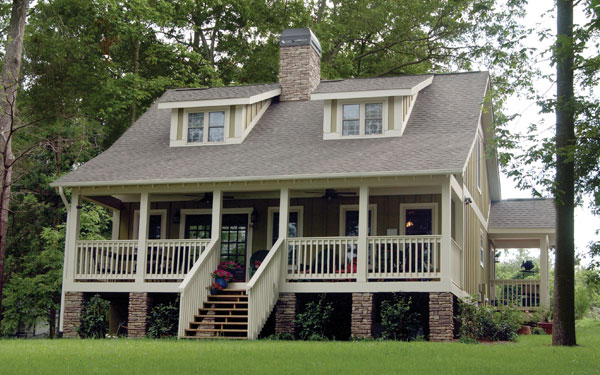 classic bungalow style home classic bungalow style home